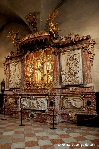 Basilica dei Frari Altar of the Relics