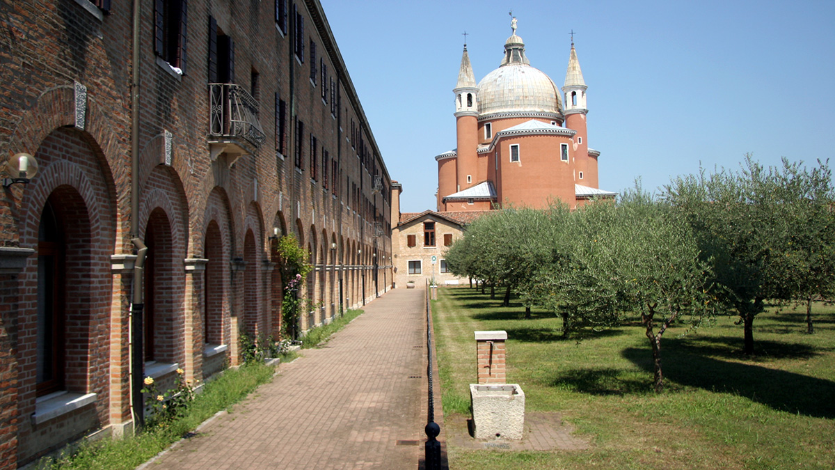 Garden of the Church of the Redentore in the Giudecca